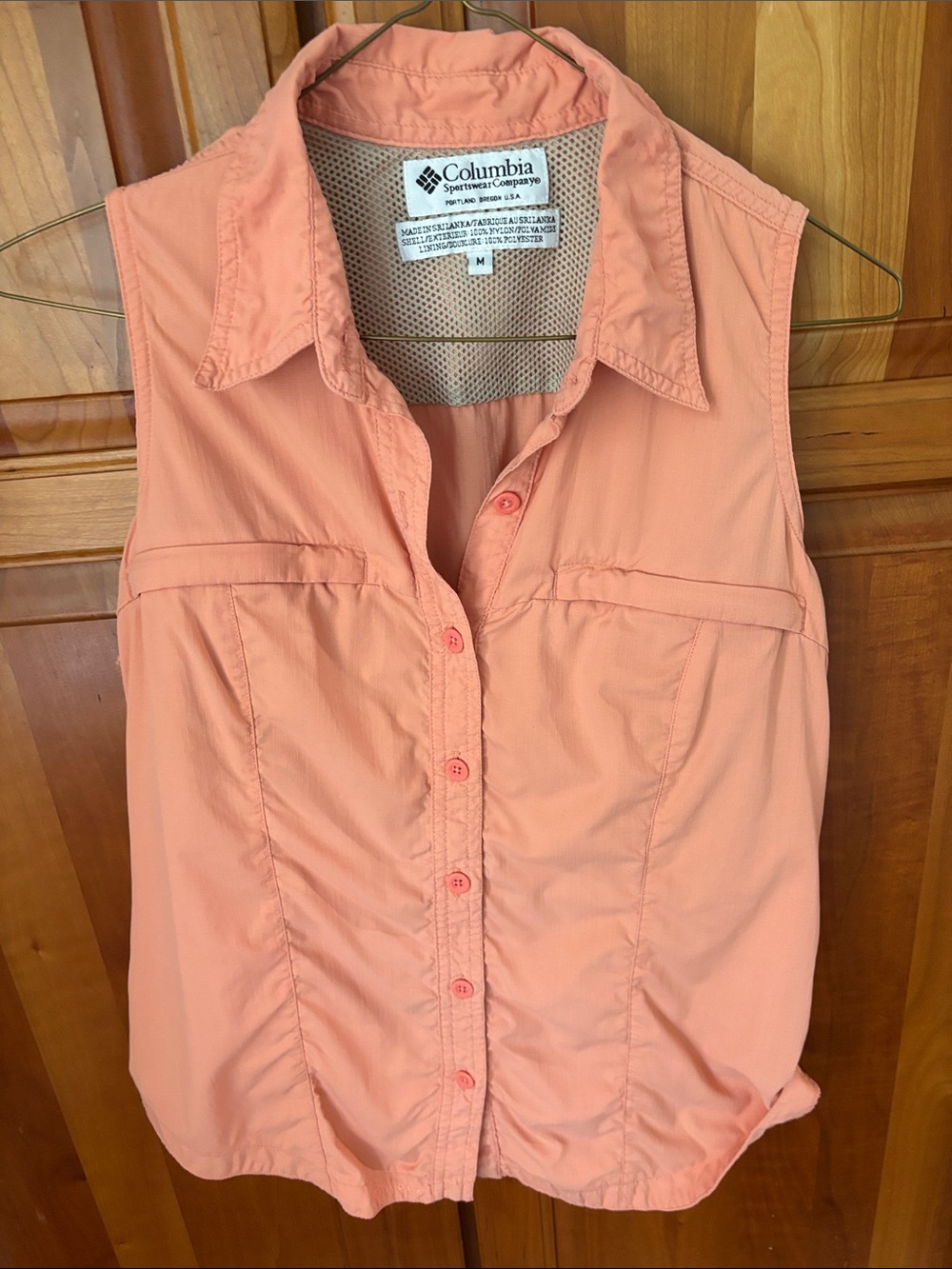 Columbia Sleeveless Adventure Shirt
